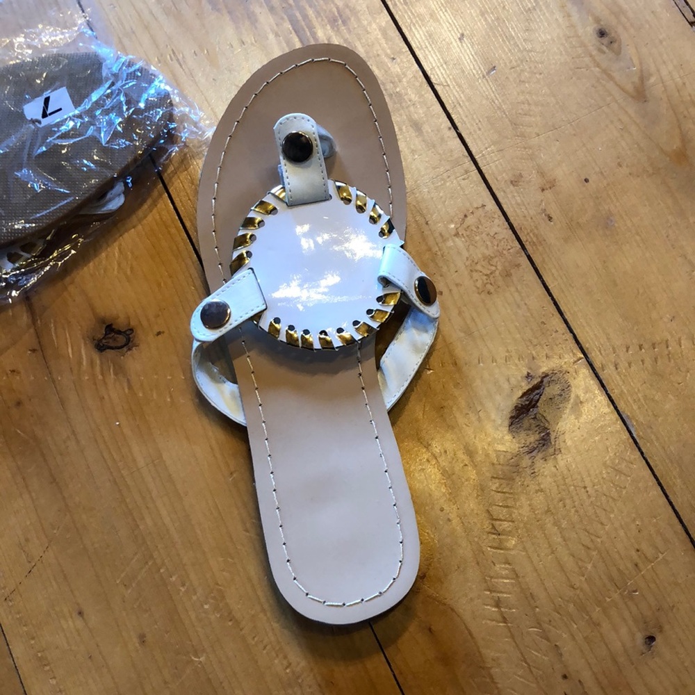 Sandals - Picture 2 of 3